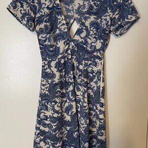 Show Me Your Mumu Antiqua Stretch Ibiza Blue White Floral Dress size Medium
